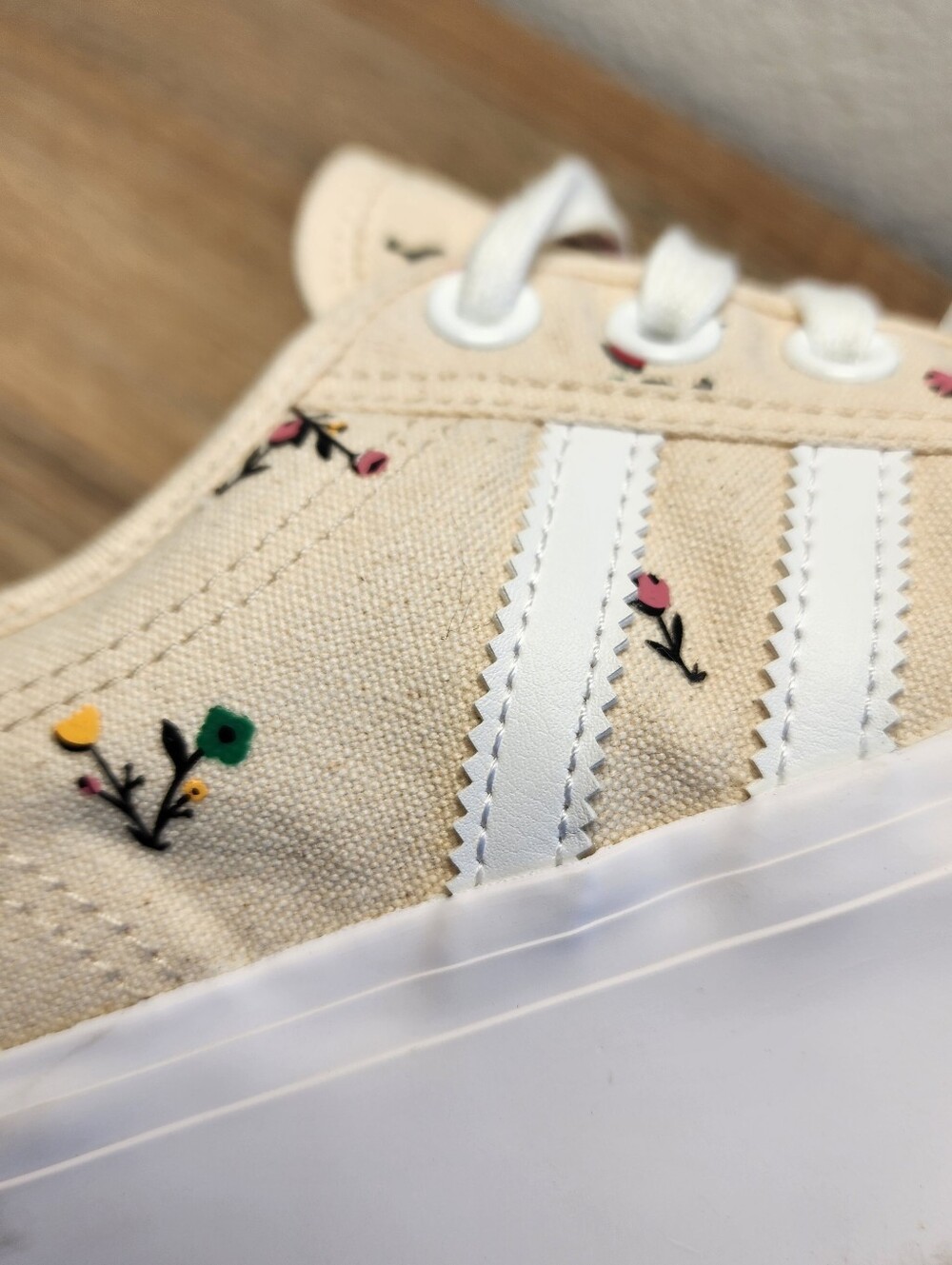 ADIDAS Originals Nizza Floral Platform Lace Up Sneaker Shoe Women's 7 - Picture 10 of 15